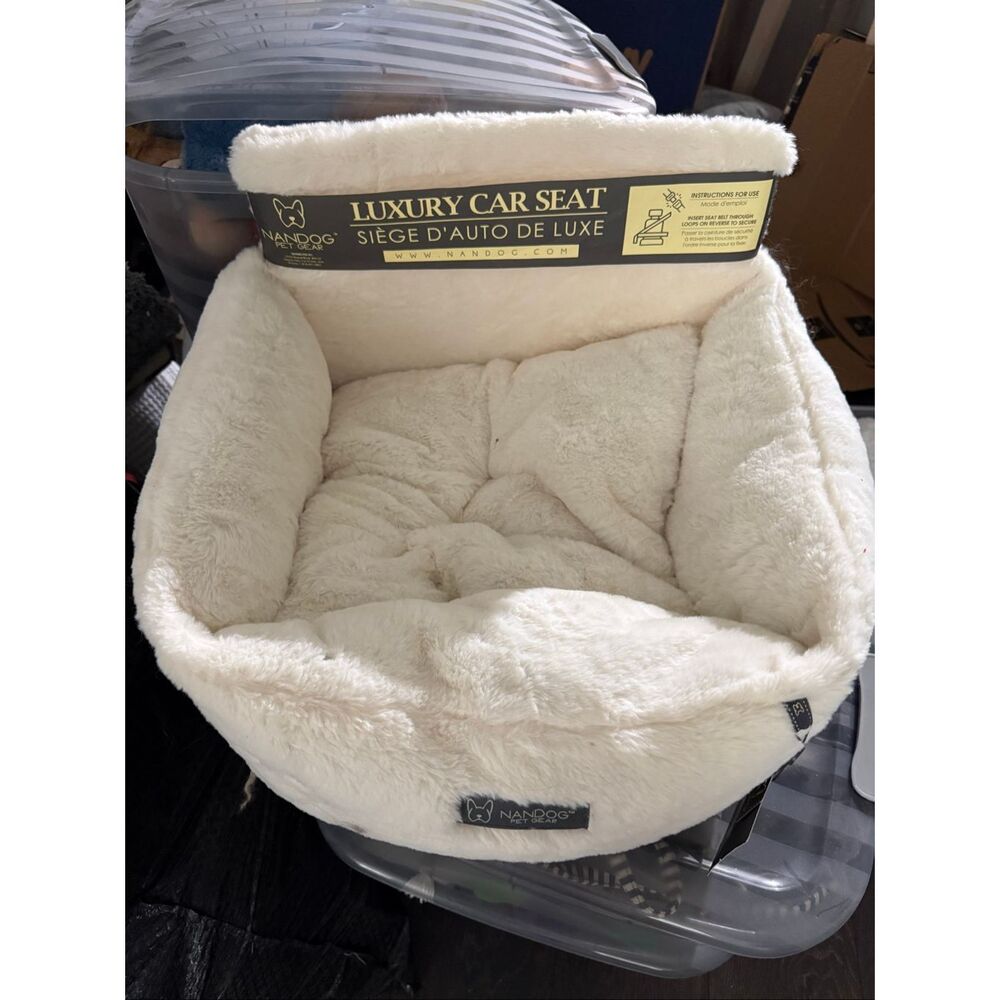 Nandogs Luxury Pet Cloud Collection Car Seat Size Small New